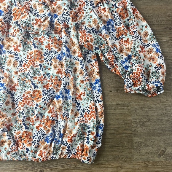 Adrienne Vitadinni Women’s Off the Shoulder White Orange Blue Floral Blouse sz L - Picture 4 of 9